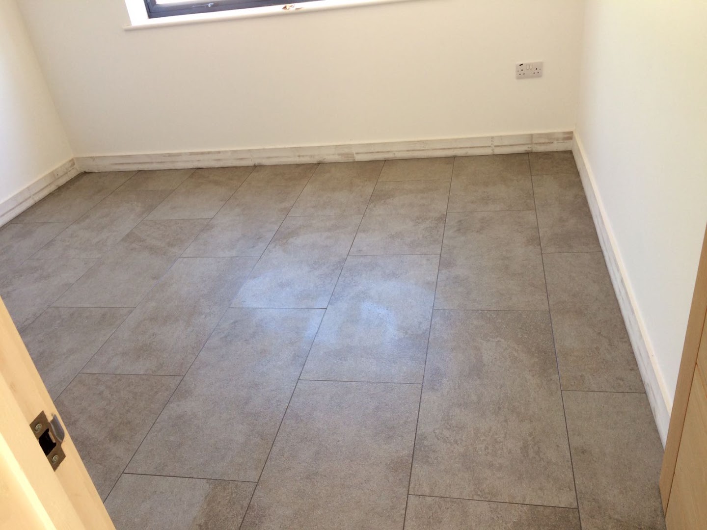 G&N WALL AND FLOOR TILING — Photos 11